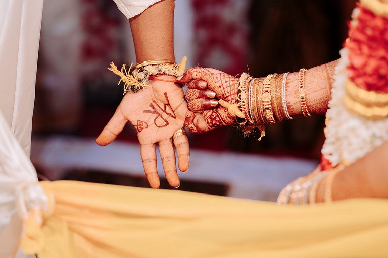 Arun & Divya — wedding photography by Tales by Team AR, Chennai