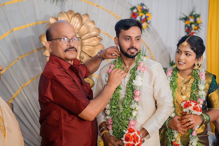 Swesha & Sanjay — wedding photography by Tales by Team AR, Chennai