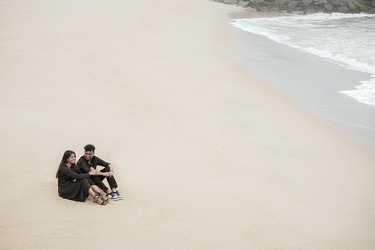 Vignesh & Sowndarya — pre-wedding photography by Tales by Team AR, Tamil Nadu